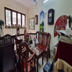 Mặt tiền đường Phường Thảo Điền Q2 dt4x17 giá 17 tỷ tặng luôn nội thấ.