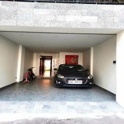 Bán nhà Long Biên đối diện Aeon Mall 45m 6 tầng Gara thang máy 6,7 tỷ