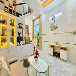 Bán nhà hẻm 3m Đỗ Thúc Tịnh, P12, Gò Vấp, 3.9x8.5m, 2 tầng, 3.65 tỷ TL