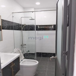 HIẾM !! HXH Nguyễn Trọng Tuyển Phú Nhuận, 30m ra MT, 63m2 chỉ 7.6 tỷ