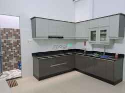 Cho thuê nhà đường Xóm Đất, P10, Q11. DT: 4x16m, 3 tầng. Giá 19 triệu