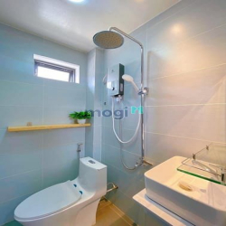 Cần Bán Ra Căn Chính Chủ Phan Đăng Lưu P2 Bình Thạnh,SHR,78m2,Giá 3tỷ8