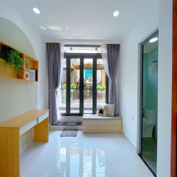 Cần Bán Ra Căn Chính Chủ Phan Đăng Lưu P2 Bình Thạnh,SHR,78m2,Giá 3tỷ8