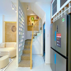 Cần Bán Ra Căn Chính Chủ Phan Đăng Lưu P2 Bình Thạnh,SHR,78m2,Giá 3tỷ8