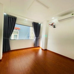 Nhà HOÀ HƯNG thông CMT8, 33m2, 4 tầng, 5PN, ở ngay, chỉ nhỉnh 5 tỷ