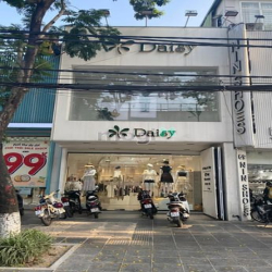 Mặt phố Bùi Thị Xuân - Trung tâm phố cổ cực Hot giá chỉ 18tr