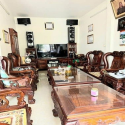 nhà 3 tầng hoàng hoa thám. cộng hòa