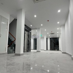 Cho thuê tòa nhà văn phòng 8X25 mặt tiền Trần Thị Cờ, Thới An, Quận 12