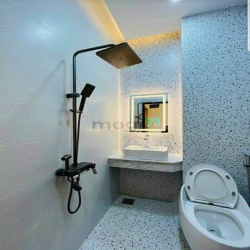 Bán nhà mặt tiền Sư Vạn Hạnh,Quận 10, DTCN 80m2 / Giá 2TỶ500