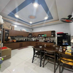 Nhà ngộp bán gấp Đ. Lý Thái Tổ, Quận 10, 55,9m2, giá 2 tỷ650tr, sổ sẵn