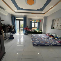 Nhà ngộp bán gấp Đ. Lý Thái Tổ, Quận 10, 55,9m2, giá 2 tỷ650tr, sổ sẵn