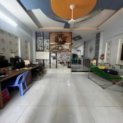 Nhà ngộp bán gấp Đ. Lý Thái Tổ, Quận 10, 55,9m2, giá 2 tỷ650tr, sổ sẵn