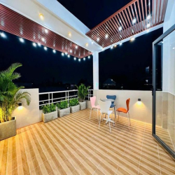 Bán nha phố đường Trần Quang Diệu, p14, Q3, 80m2, 2 tỷ 950, sổ riêng.