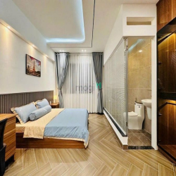 Bán nha phố đường Trần Quang Diệu, p14, Q3, 80m2, 2 tỷ 950, sổ riêng.