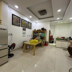 ÔTô Vào Nhà BÙI THỊ XUÂN- Gíap Q.3- 95m2(4.4x21)- 3Tầng- Sát Mặt Tiền