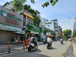 Giá HỜI 60tr! Cho thuê MT ngang LỚN 5.5*10m Phường 08 Q3 - 5 Tầng