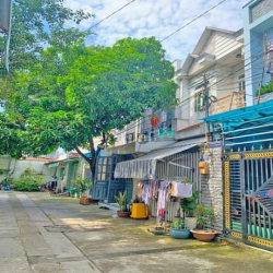Chủ bán nhanh nhà 1 lầu hẻm 156/ LK5-6, DT: 56m2, hẻm 6m. Giá: 3.75 tỷ