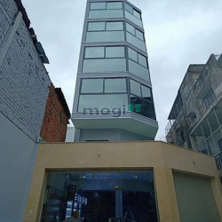 Bán nhà ngay MT Quốc Hương, Thảo Điền, Quận 2. DT 12x45m XD hầm 7 tầng