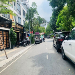 Cho thuê nhà phố liền kề Hà Đô Centrosa - 5 Tầng - Kinh doanh tự do