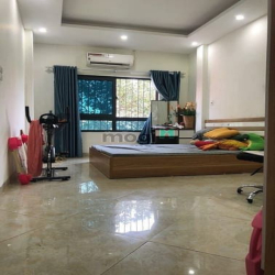 Bán Nhà Phường Biên Giang - Hà Đông. DT 30M. 5 Tầng Mới. Giá 2,9 Tỷ