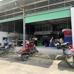 ? Xưởng cho thuê dt 200m2 giá 10tr Thạnh Xuân 52 Q12