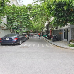 Cho thuê tầng 1+T2 liền kề phố Nguyễn Tuân, thuận tiện làm văn phòng