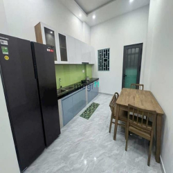 Bán căn nhà Lê Văn Duyệt P1 Bình Thạnh 42m2 3ty240 sổ sẵn