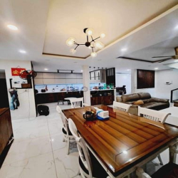 Hẻm 10m 161m2(4x31m nở hậu) 3 tầng btct Bùi Thị Xuân, Tân Bình