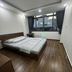 Bán căn nhà Lê Văn Duyệt P1 Bình Thạnh 42m2 3ty240 sổ sẵn