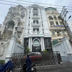 Bán Nhà Quận 7 có Thu Nhập Khoán 400 triệu/tháng. Giá 85 tỷ