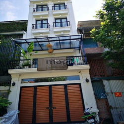 Cho thuê nhà hạ yên – trung kính 65m x5T ô tô đỗ cửa