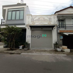 Nhà 4 x 15,5m (NH) - Huỳnh Tấn Phát Quận 7, KCX Tân Thuận, khu nam PMH