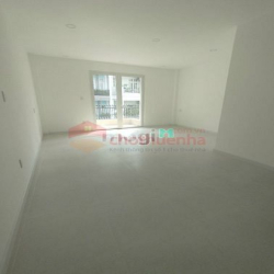 Cho thuê nhà mặt tiền Nguyễn Hồng Đào, phường 14, quận Tân Bình.
