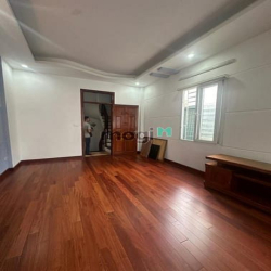 Bán nhà Xã Đàn - 31M - 6 Tầng - 7,85 Tỷ