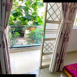 Gấp Bán Nhà Đẹp, Phong Thuỷ Tốt - Vị Trí VIP Ngay Công Viên
