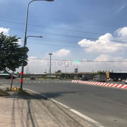 Cho thuê kho 600m2. ngay Võ Chí Công khúc Vòng Xoay. giá chỉ 45tr/th