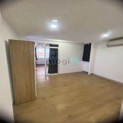 Penthouse 2PN trung tâm quận TB giá tốt