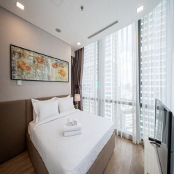 Bán căn hộ Vinhomes Central Park 2PN 2WC 82m2 giá 5,8 tỷ