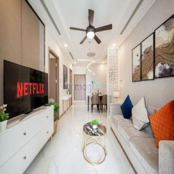 Bán căn hộ Vinhomes Central Park 2PN 2WC 82m2 giá 5,8 tỷ