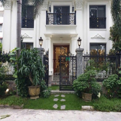 Cho Thuê Biệt Thự Nam Thông Siêu VIP 342 m2 Căn Góc Hồ Bơi