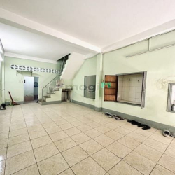 24110646- Nguyễn đình Chiểu Q3 - 34 m2 (3.4 x 10 ) - 3 tầng chỉ 4,6 tỷ