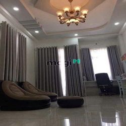 Bán căn A.D.Vương P.16 Q8, Dt 72m2, giá 3ty950, sổ sẵn
