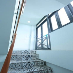 4m ✖️ 12m 5TẦNG MẶT TIỀN đường  Trương Định - Trần Quốc Thảo Q.3 Q.3