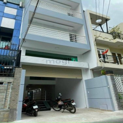 - Cấn bán Toà Nhà Văn Phòng Cao Thắng, Quận 10. Hầm 7 Tầng. DT: 5x20m