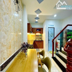 Chú Quang chạy thận bán nhà 1T1L Đ. NGUYỄN XÍ Q.BT 61M2/1 TỶ 270TR