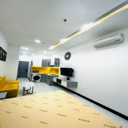 Studio gần Lotte - gần chợ, 5p để đi TDT, Rmit, mất 7p qua quận 1, 4