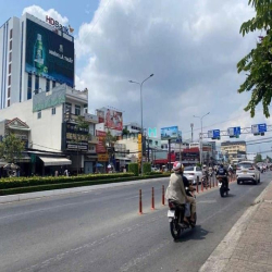 Toàn nhà 1 hầm và 12 lầu mặt tiền Mậu Thân, Q.Ninh Kiều, Cần Thơ