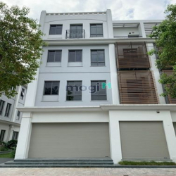 Cho thuê nhà ngõ 110 trần duy hưng 100m x 4T ô tô đỗ cửa