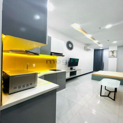 Studio gần Lotte - gần chợ, 5p để đi TDT, Rmit, mất 7p qua quận 1, 4