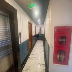 CHDV vị trí VIP Lê Văn Sỹ Q3 ngang 8m 300m2 DT gần 5 tỷ NT xịn 68 tỷ.